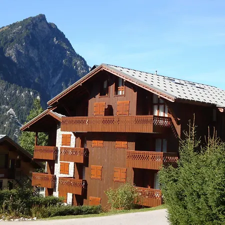 Apartment T2 Montagne, Balcon, Proche Pistes - - Fr-1-464-4 *